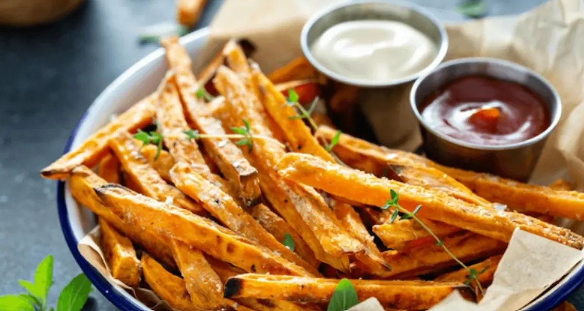 Cinnamon Sweet Potato Fries at Black Parakeetz — Nyack NY